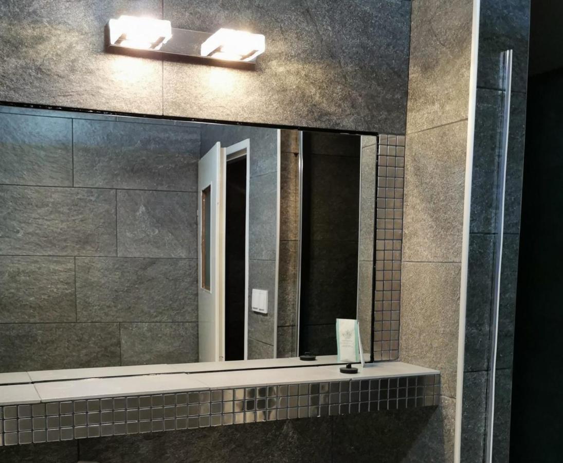 Dukat Hotel Horyniec Bagian luar foto